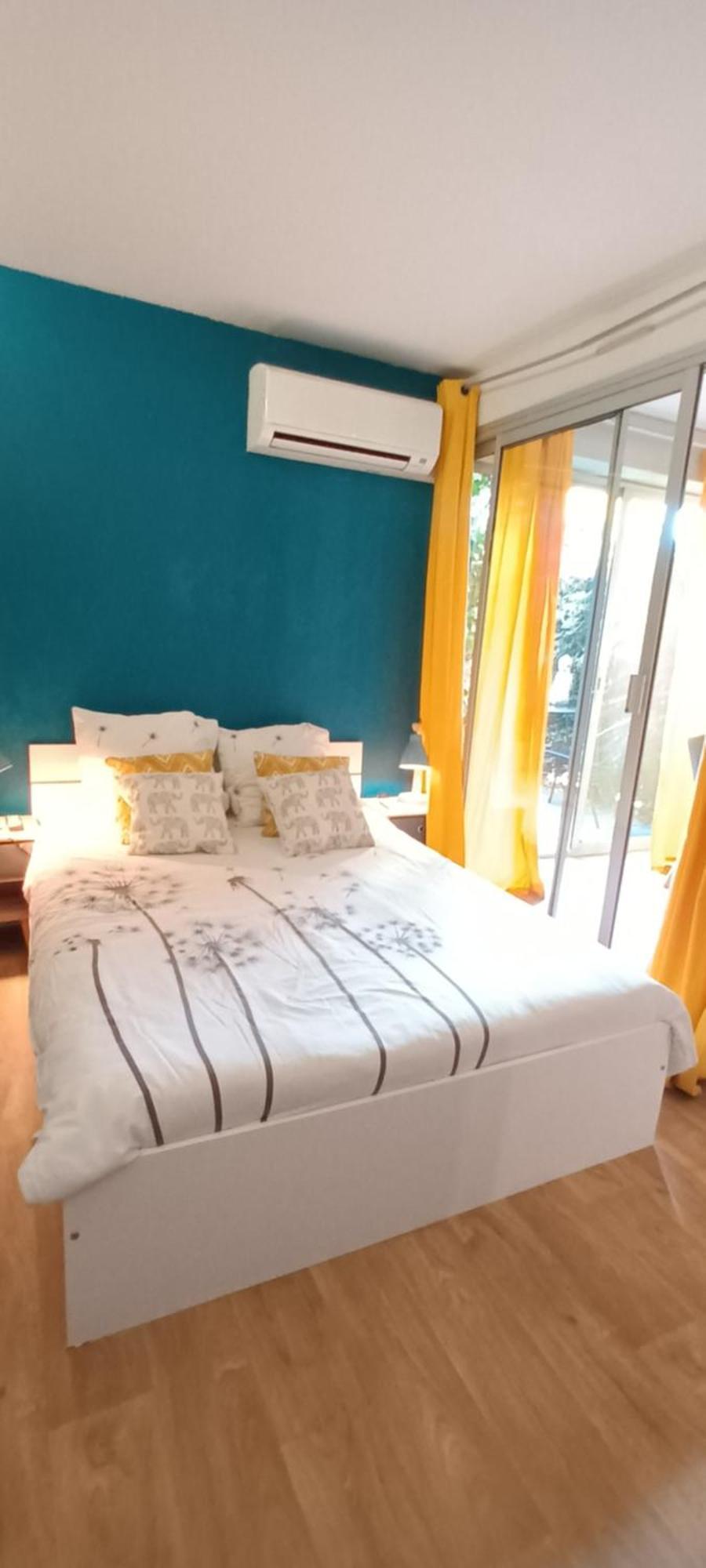 Appartement Cosy A Deux Pas Du Port Сен-Киприен Екстериор снимка